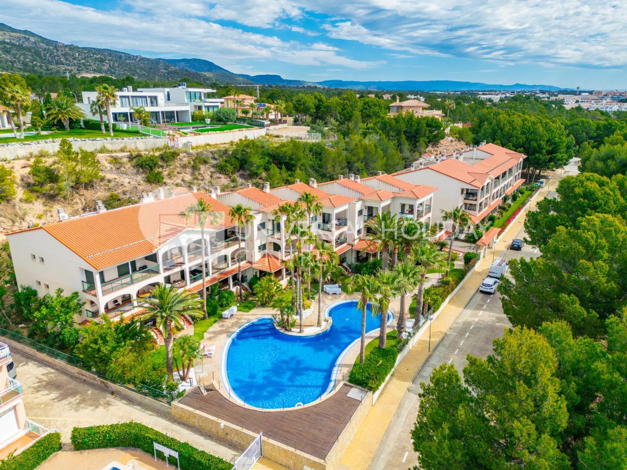 Uhc Costa Linda Family Complex Apartment Hospitalet De L'Infant Luaran gambar