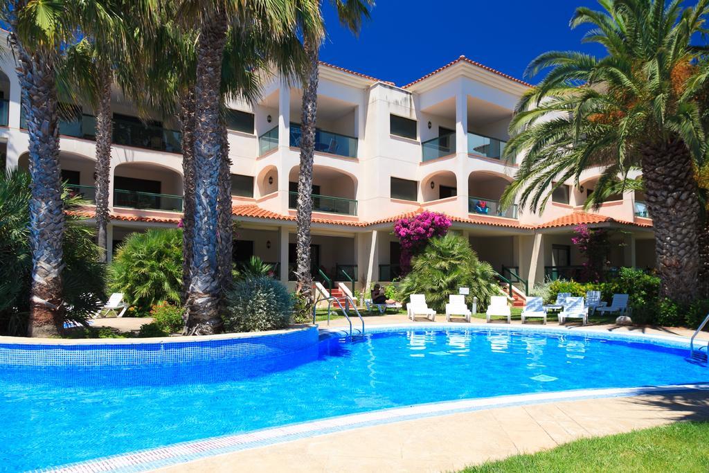 Uhc Costa Linda Family Complex Apartment Hospitalet De L'Infant Luaran gambar