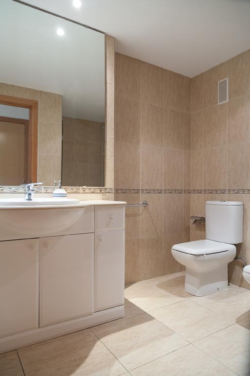 Uhc Costa Linda Family Complex Apartment Hospitalet De L'Infant Luaran gambar