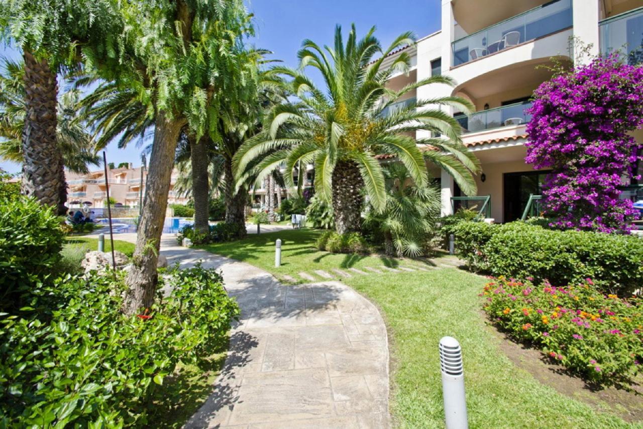 Uhc Costa Linda Family Complex Apartment Hospitalet De L'Infant Luaran gambar